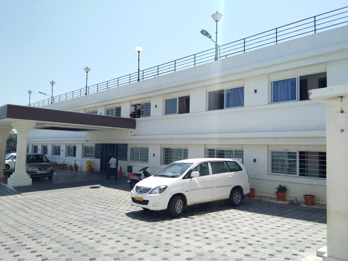Hotel Sea Face Канякумари Екстериор снимка
