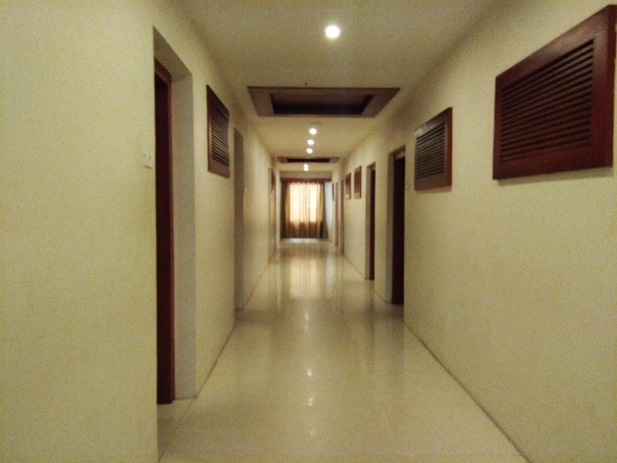 Hotel Sea Face Канякумари Екстериор снимка