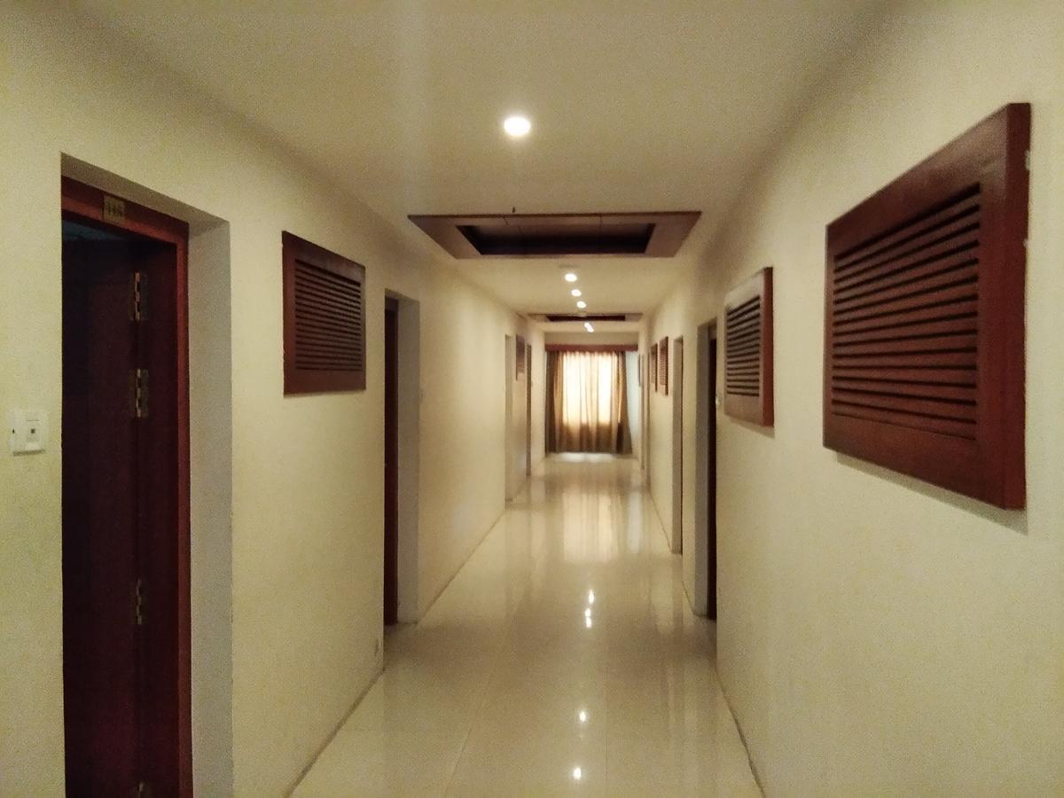 Hotel Sea Face Канякумари Екстериор снимка